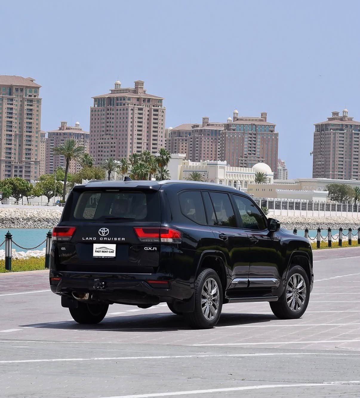 Toyota Land Cruiser (GXR) - 4