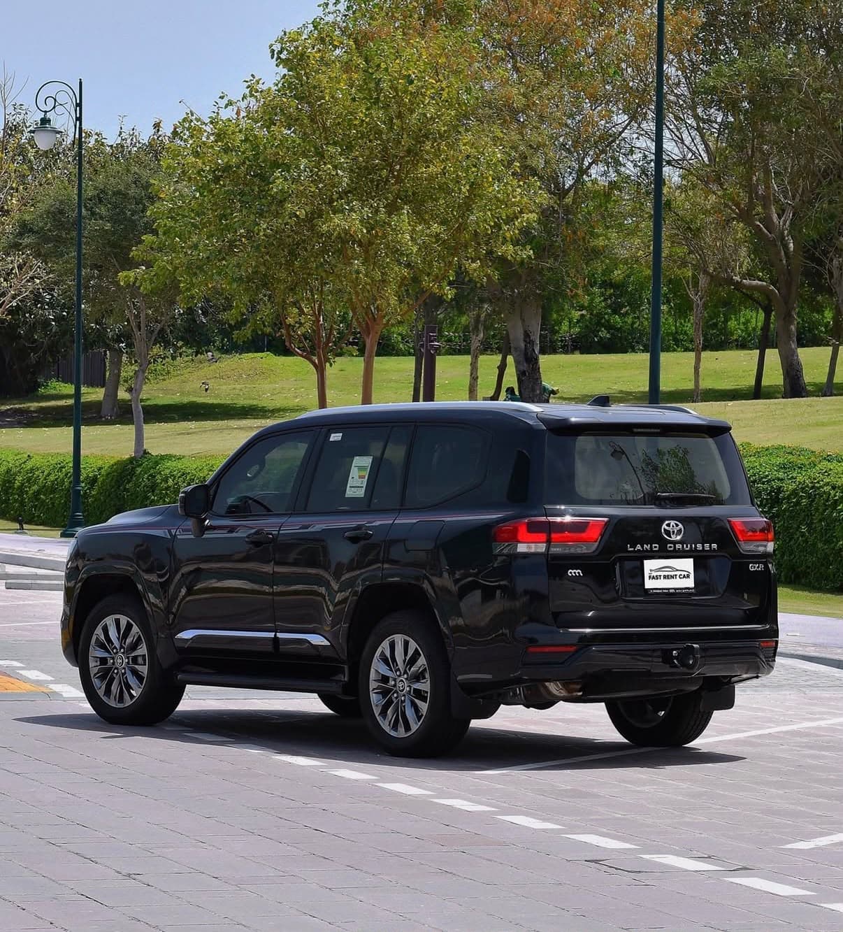 Toyota Land Cruiser (GXR) - 5